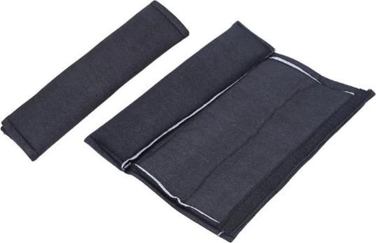 Merkloos Gordelbeschermer - Gordelhoes - Gordelbeschermhoes - Extra Zacht Gordelkussen Voor Kinderen - Gordelhoezen - Zwart 1st 1 Merkloos Gordelbeschermer - Gordelhoes - Gordelbeschermhoes - Extra Zacht Gordelkussen Voor Kinderen - Gordelhoezen - Zwart 1st