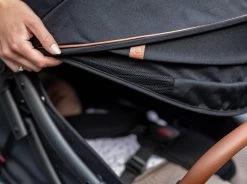 Lionelo Buggy Julie One - Kinderwagen Premium - Automatisch Opvouwen - Wandelwagen Tot 22 Kg - Comfortabele Zitje -Kinderwagens Kortingswinkel 1200x896 3