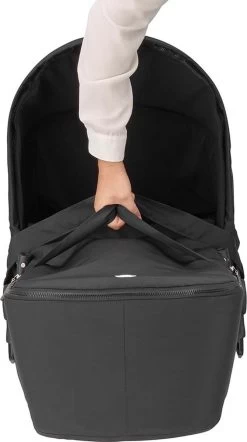 Maxi-Cosi Shape Of You Reiswieg - Essential Black -Kinderwagens Kortingswinkel 671x1200