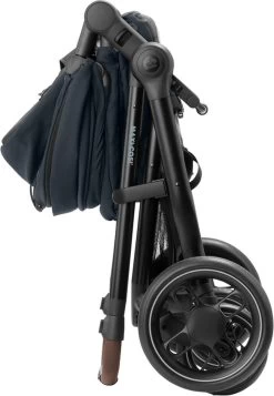 Maxi-Cosi Zelia³ Kinderwagen - Essential Graphite (zwart Frame + Bruin Leer) -Kinderwagens Kortingswinkel 831x1200 4